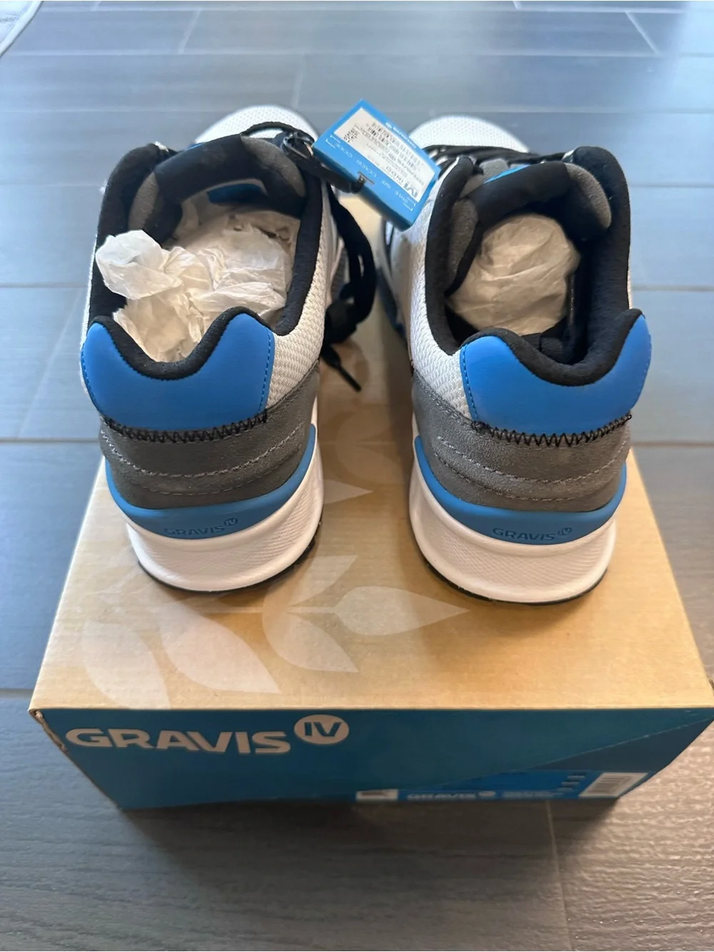 Gravis Men's Mesh Low-Top Sneakers in Off White, Black & Blue